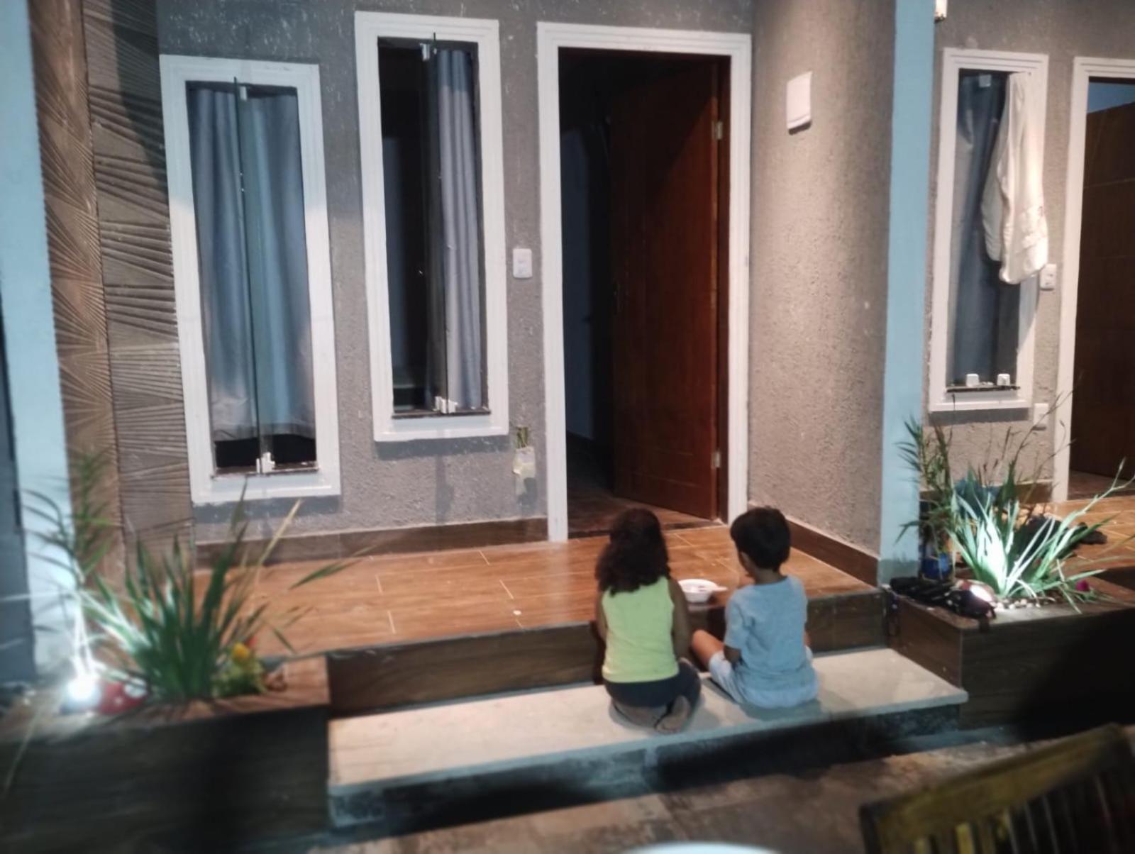 Tamoios Pousada Recanto Beach House - Cabo Frio - Rj- Unamar- Cond Florestinha - 1 Min A Pe Da Praia מראה חיצוני תמונה