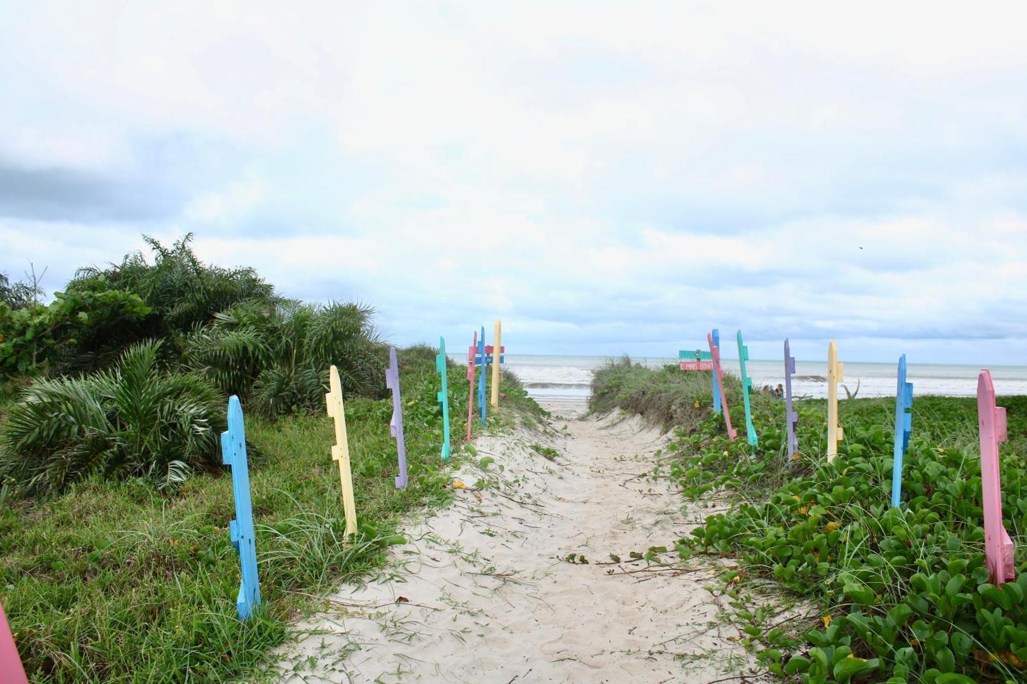 Tamoios Pousada Recanto Beach House - Cabo Frio - Rj- Unamar- Cond Florestinha - 1 Min A Pe Da Praia מראה חיצוני תמונה